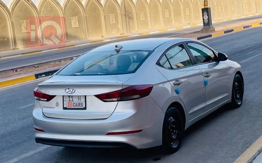 هیوندای ئەلەنترا